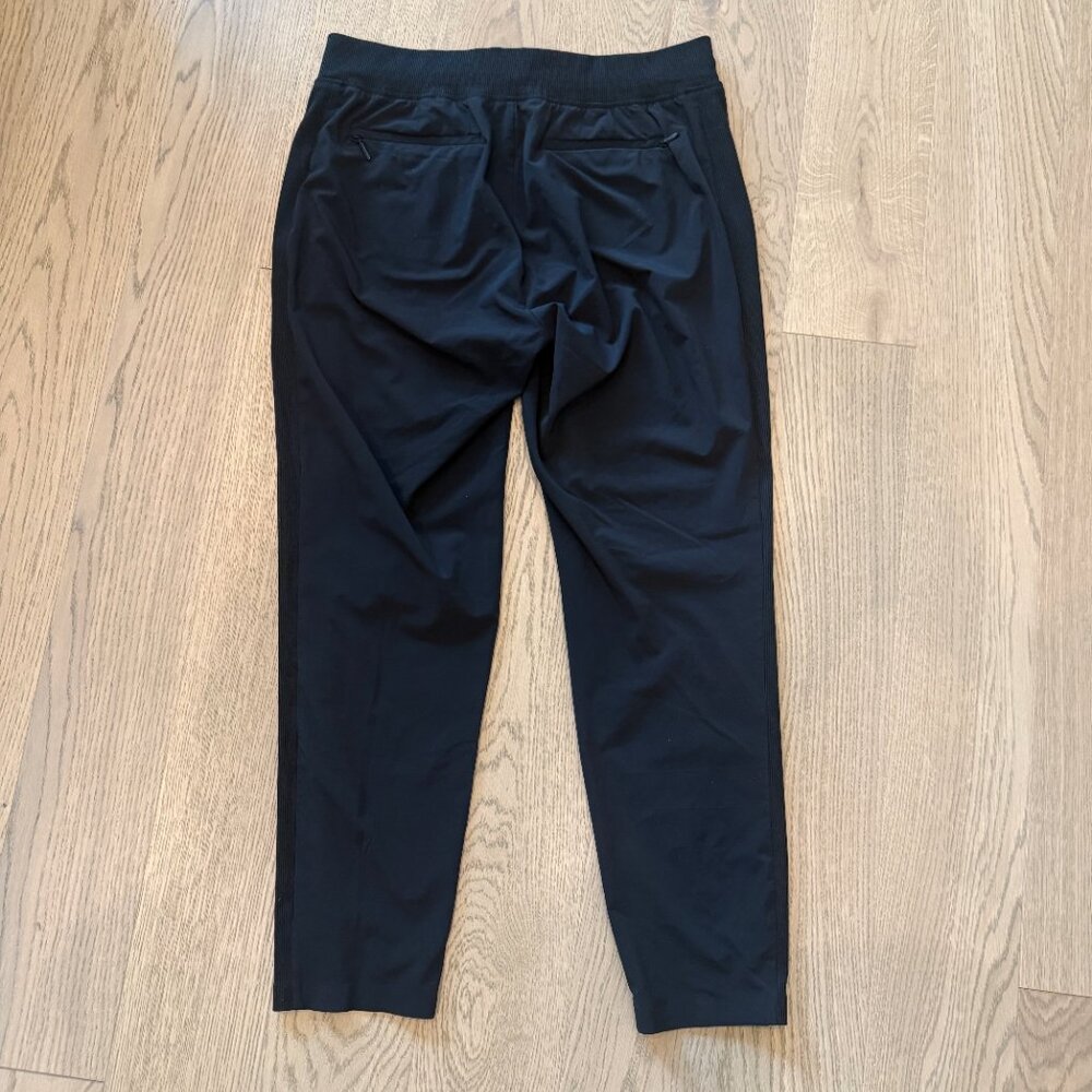 Athleta Brooklyn Ankle Pant Black 8 Featherweight Travel - Picture 2 of 7